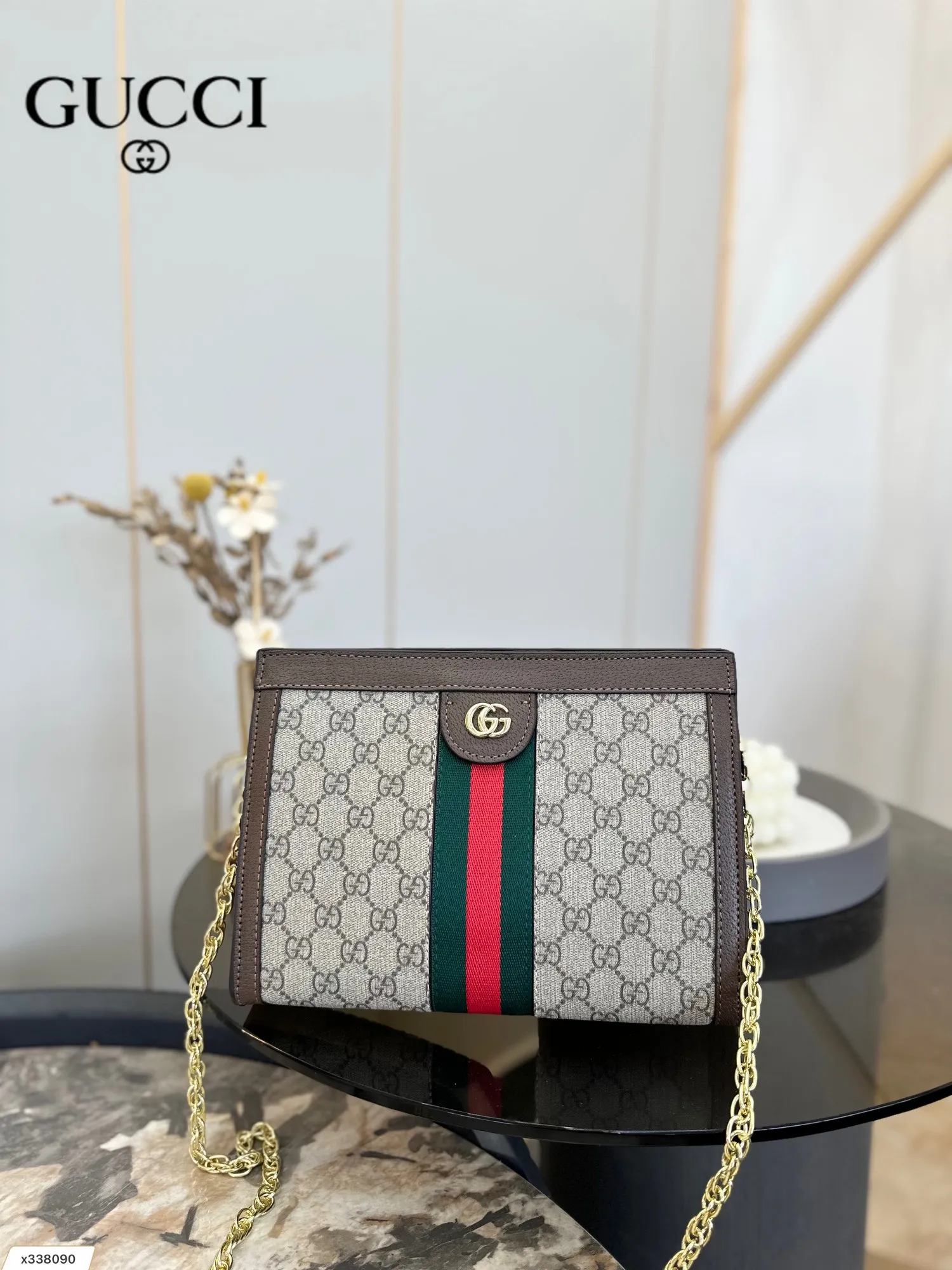 【GUCCI 公式 旗艦店】クッチ   ショルダーバッグ 当日出荷 好評に付き再入荷！25*18*5CM