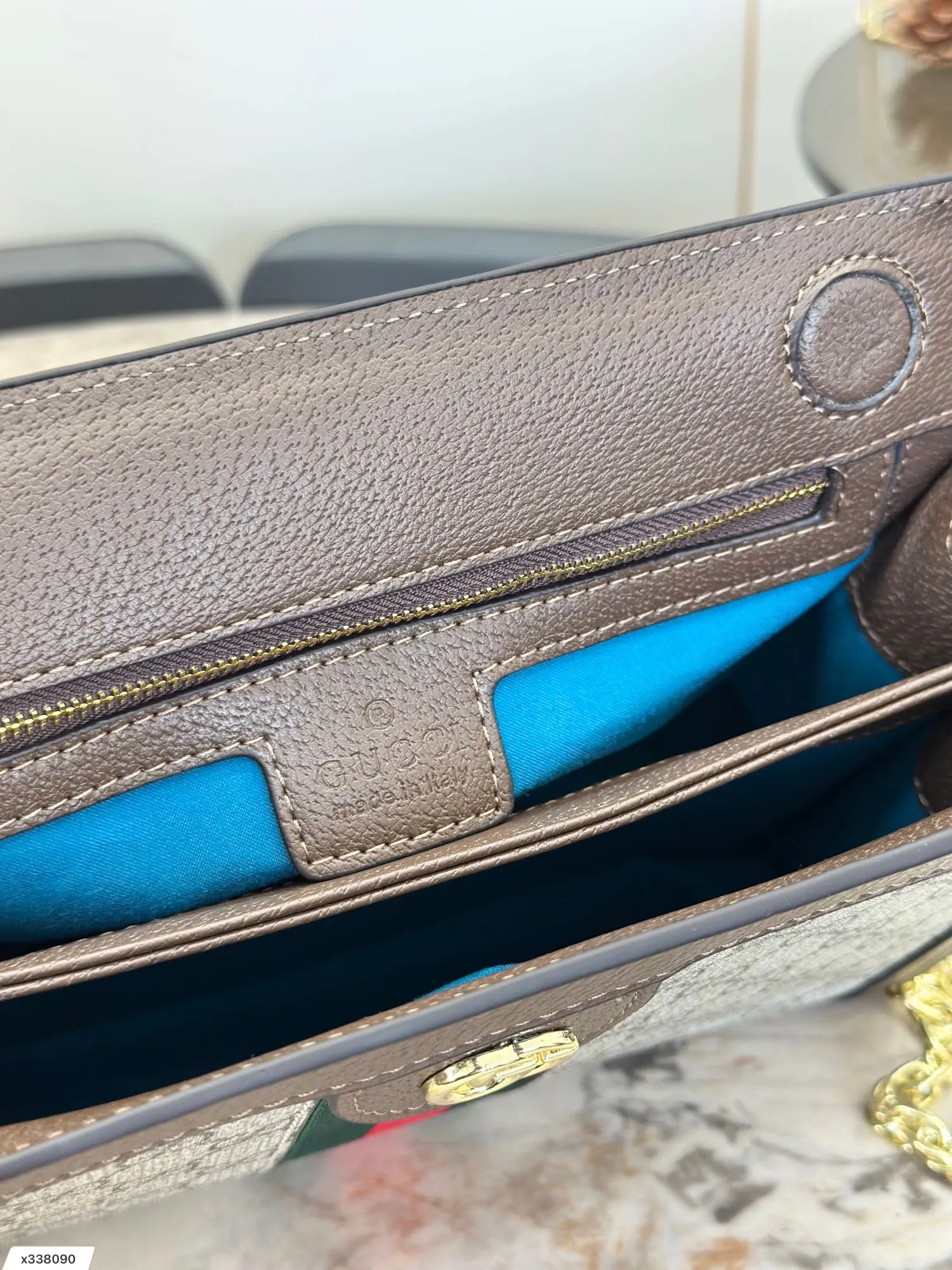 【GUCCI 公式 旗艦店】クッチ   ショルダーバッグ 当日出荷 好評に付き再入荷！25*18*5CM