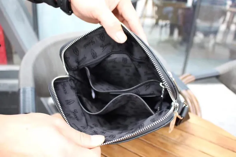【GUCCI 公式 旗艦店】クッチ    ショルダーバッグ 当日出荷 好評に付き再入荷！24*27*5CM