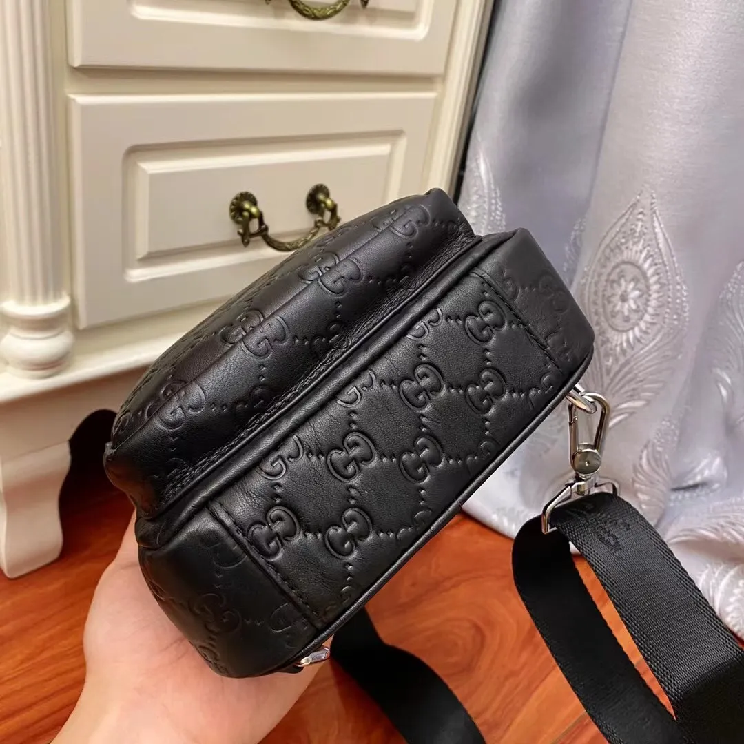 【GUCCI 公式 旗艦店】クッチ  胸ポケット当日出荷 好評に付き再入荷！29*18*8CM