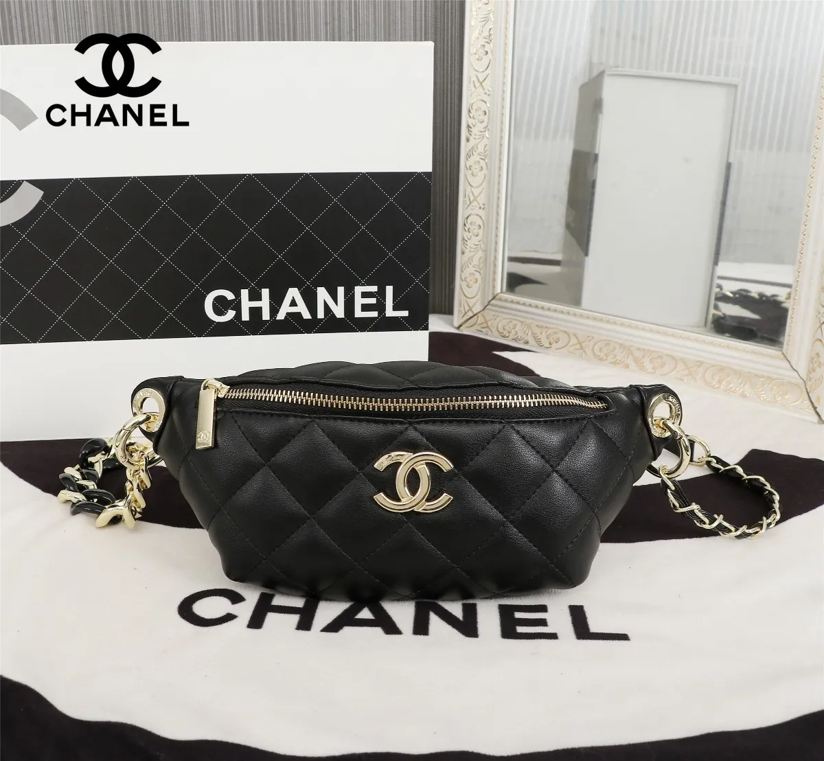 【CHANEL  公式旗艦店】シャネル  ウエストポーチ  当日出荷 好評に付き再入荷！23CM