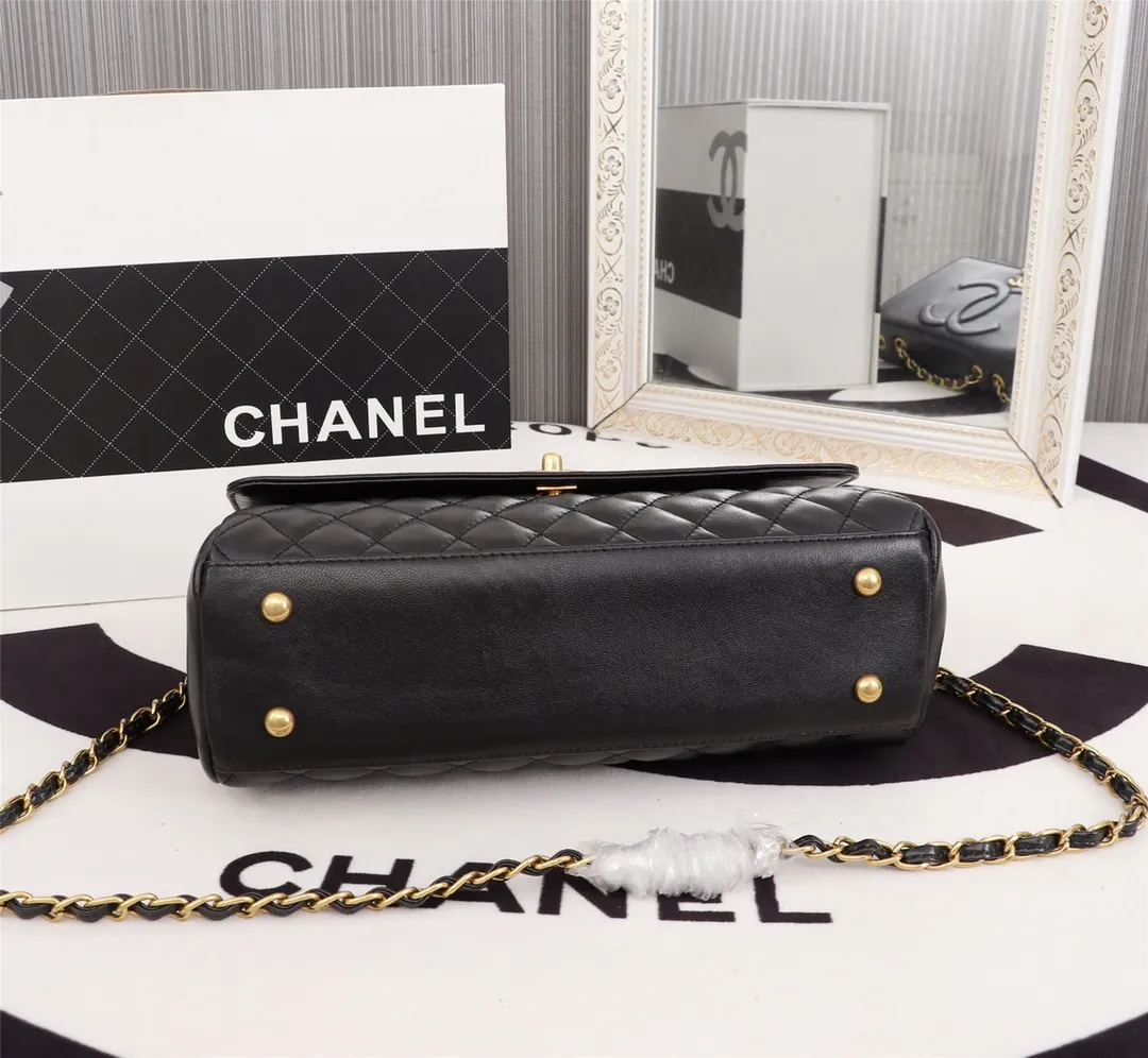 【CHANEL 公式旗艦店】シャネル  斜めがけバッグ 当日出荷好評に付き再入荷30*21*10CM