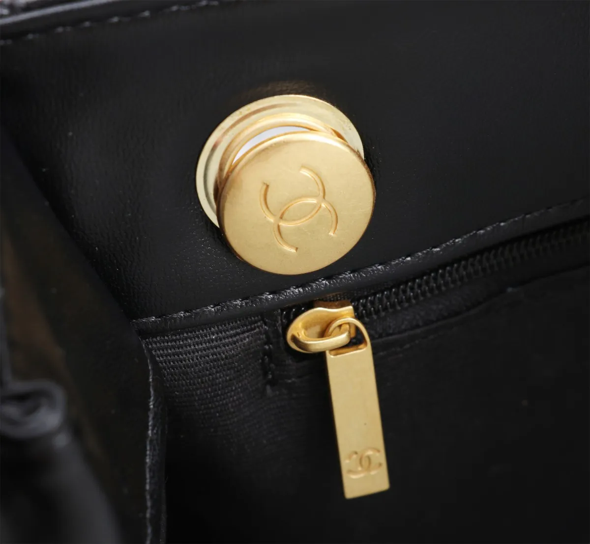 【CHANEL 公式旗艦店】シャネル  ハンドバッグ当日出荷好評に付き再入荷28*24*10CM