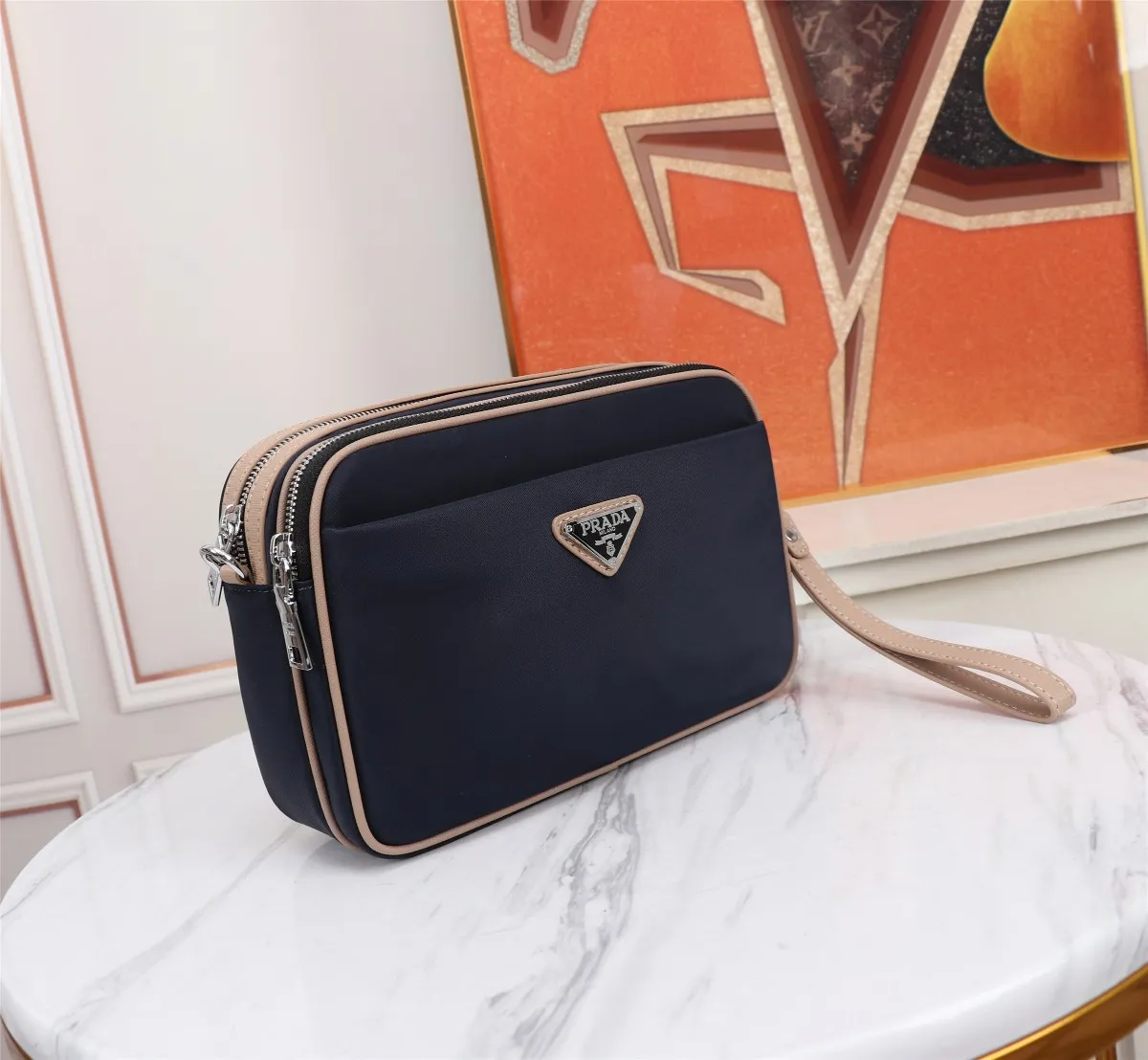 【PRADA  公式旗艦店】プラダ  クラッチバッグ 当日出荷 好評に付き再入荷！28*17*4CM