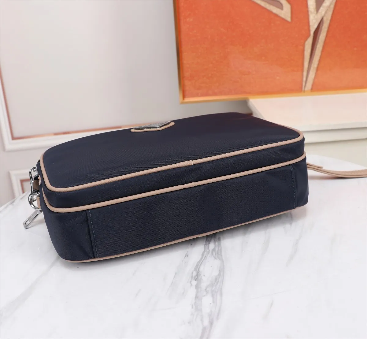 【PRADA  公式旗艦店】プラダ  クラッチバッグ 当日出荷 好評に付き再入荷！28*17*4CM
