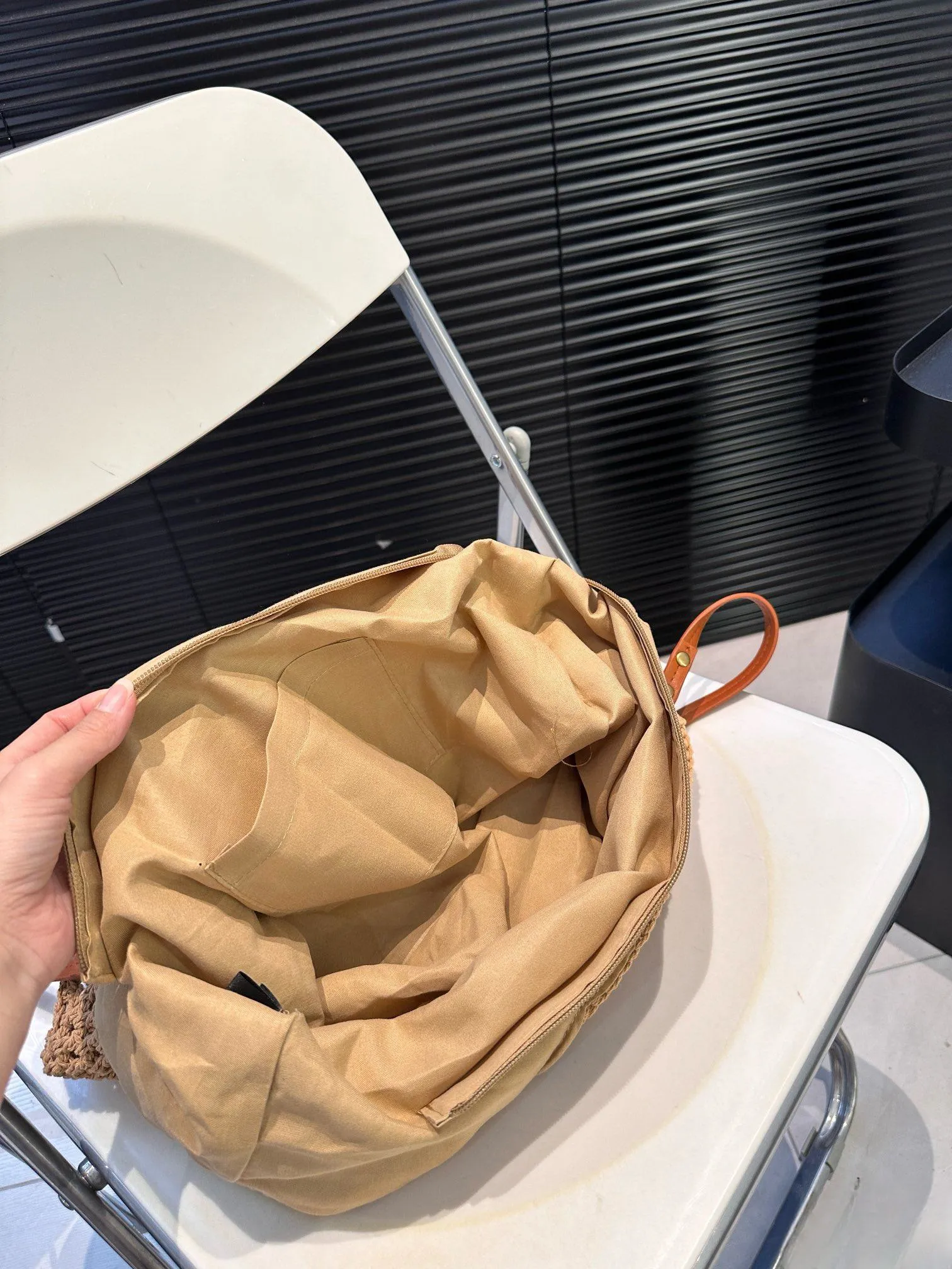【YSL SAINT LAURENT 公式旗艦店】サンローラン   ハンドバッグ 当日出荷 好評に付き再入荷！38*32CM 240722