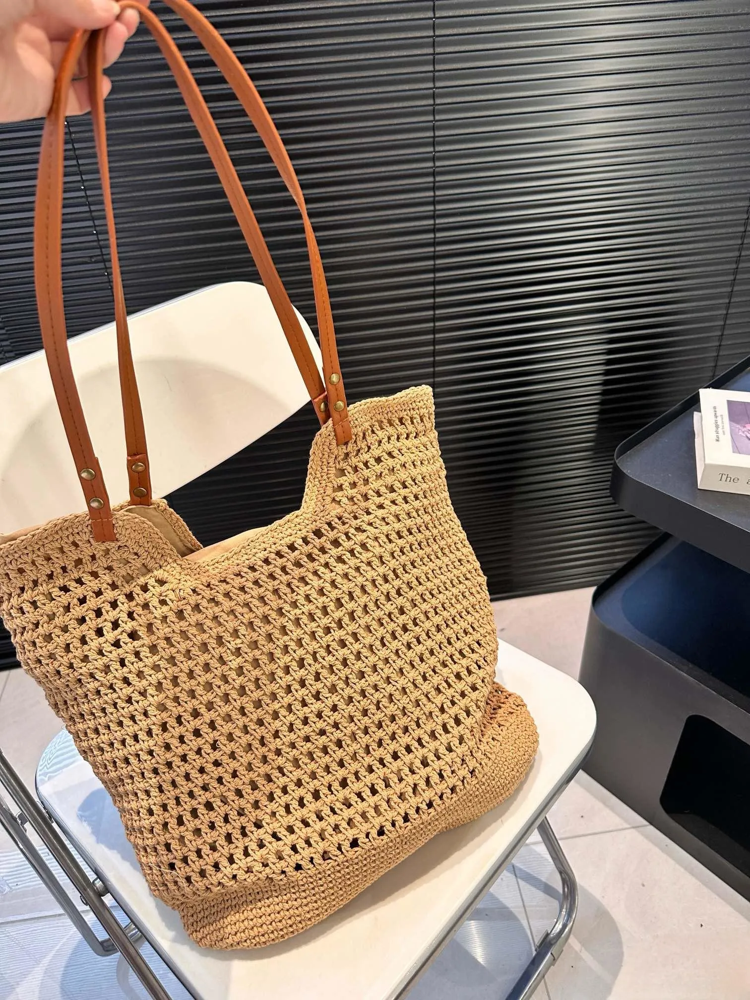 【YSL SAINT LAURENT 公式旗艦店】サンローラン   ハンドバッグ 当日出荷 好評に付き再入荷！38*32CM 240722