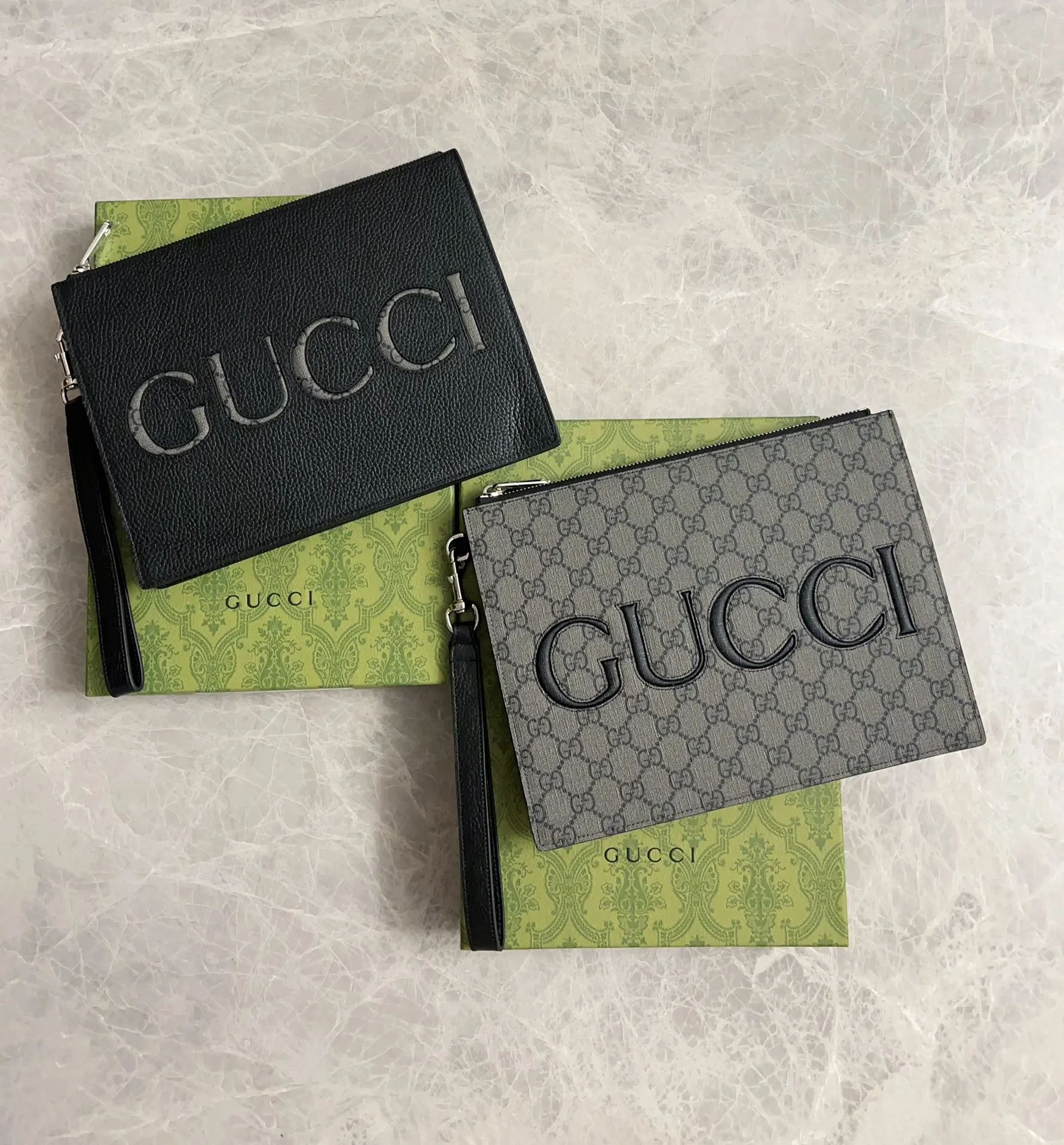 【GUCCI  公式 旗艦店】 グッチ   クラッチバッグ 当日出荷 好評に付き再入荷！22*28*3CM  241101