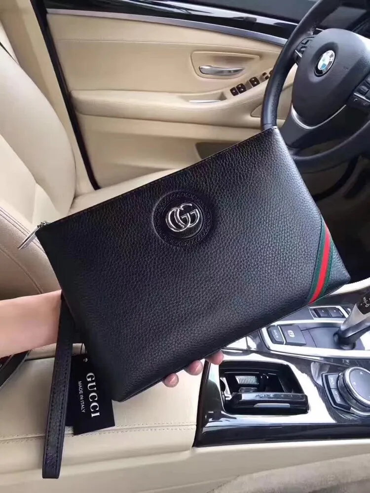 【GUCCI 公式 旗艦店】クッチ  クラッチバッグ 当日出荷 好評に付き再入荷！29*19*3.5CM