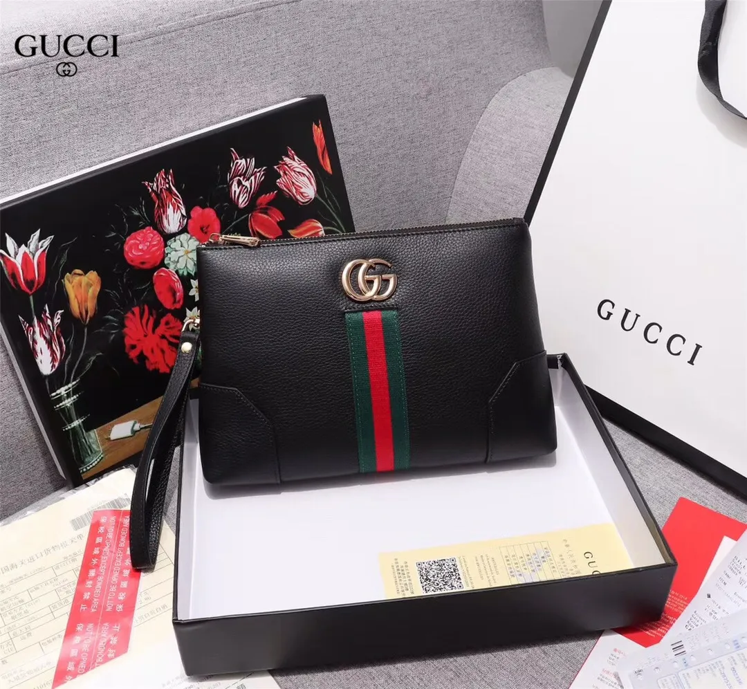 【GUCCI 公式 旗艦店】クッチ  クラッチバッグ 当日出荷 好評に付き再入荷！27*18*4CM