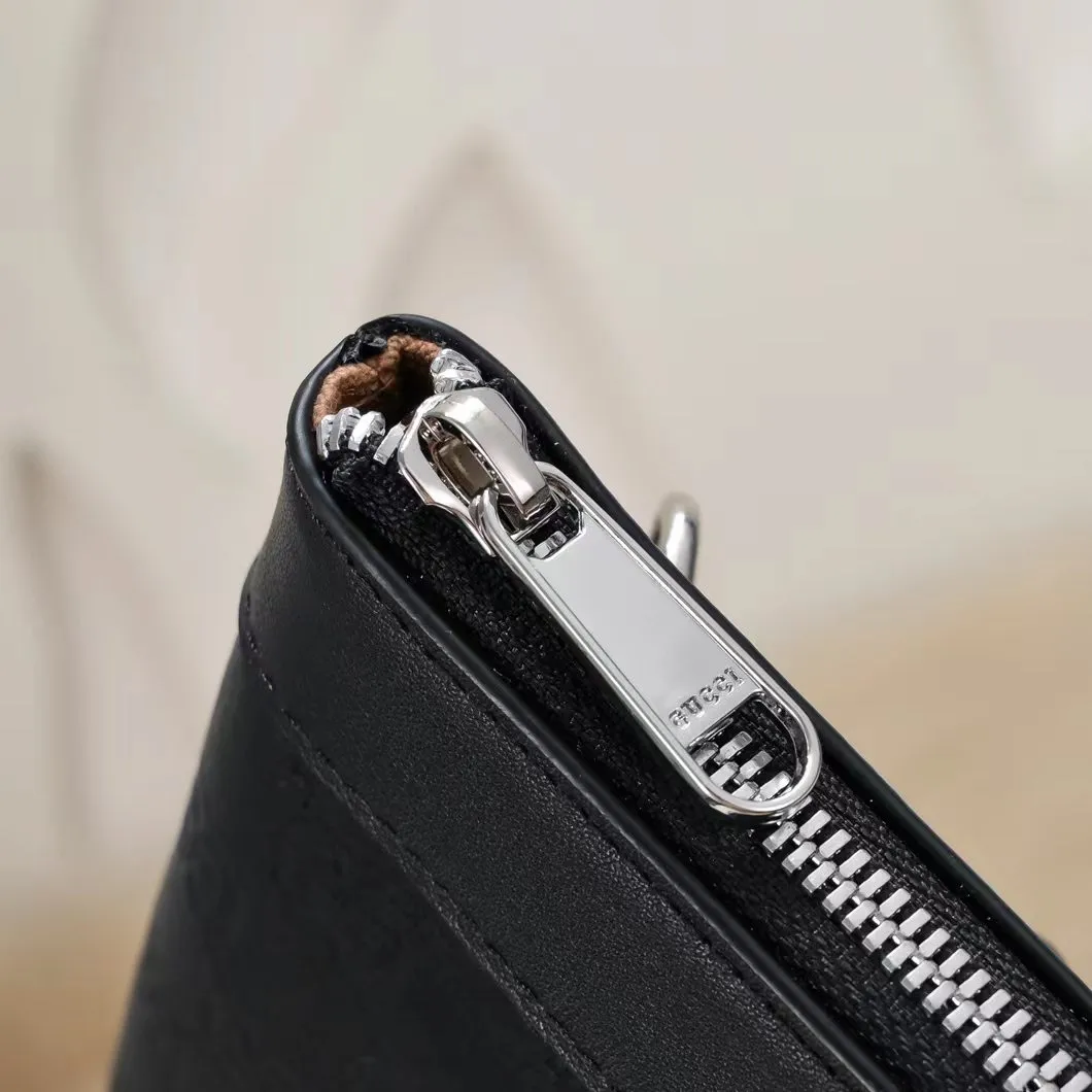 【GUCCI 公式 旗艦店】クッチ  クラッチバッグ 当日出荷 好評に付き再入荷！28*18*3CM