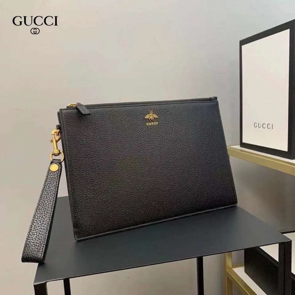 【GUCCI 公式 旗艦店】クッチ  クラッチバッグ 当日出荷 好評に付き再入荷！30.5*21*1.5CM