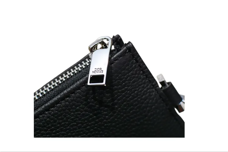 【DIOR  公式 旗艦店】ディオール   クラッチバッグ   当日出荷 好評に付き再入荷！  黒 28*19*6CM