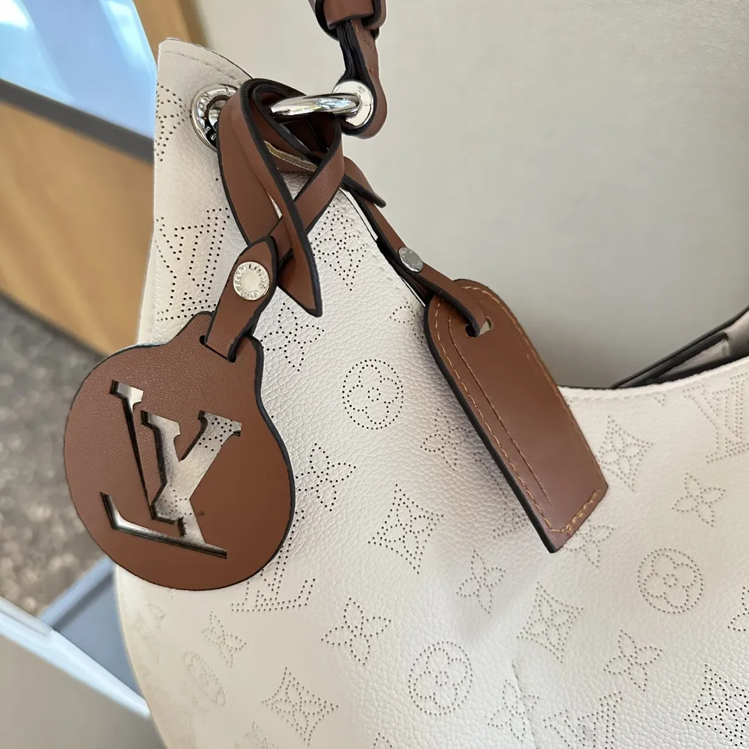 【LOUIS VUITTON 公式旗艦店】ルイヴィトン  ハンドバッグ 当日出荷 好評に付き再入荷！34CM  1240722