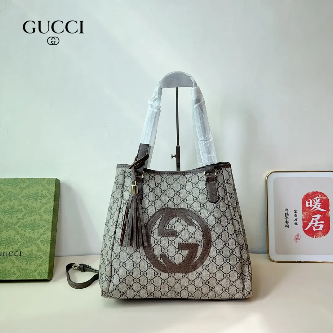 【GUCCI 公式旗艦店】グッチ ハンドバッグ 当日出荷 好評に付き再入荷！31*29CM  240724