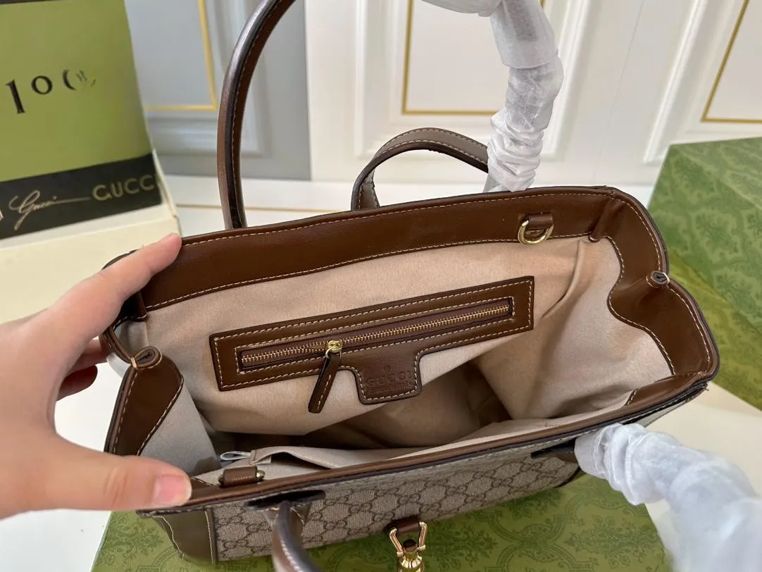 【GUCCI 公式旗艦店】グッチ ハンドバッグ 当日出荷 好評に付き再入荷！30*23CM  240724