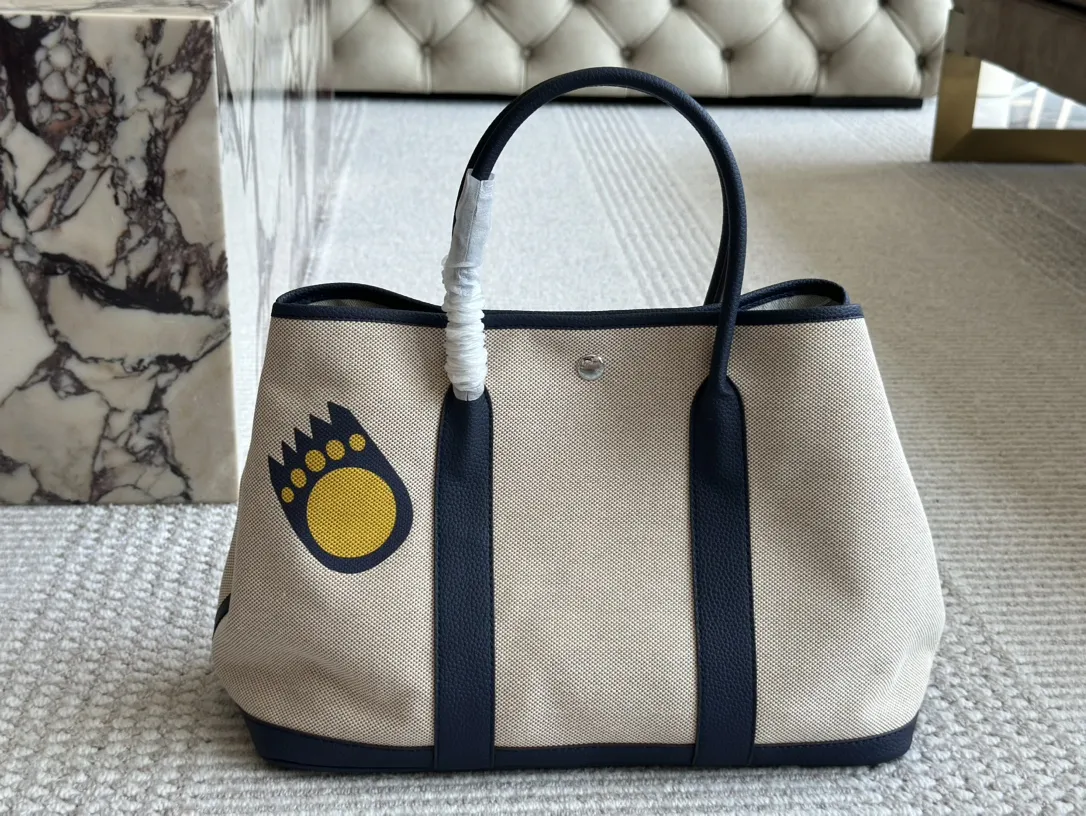 【Hermès 公式旗艦店】エルメス ハンドバッグ 当日出荷 好評に付き再入荷！36*25CM  240724