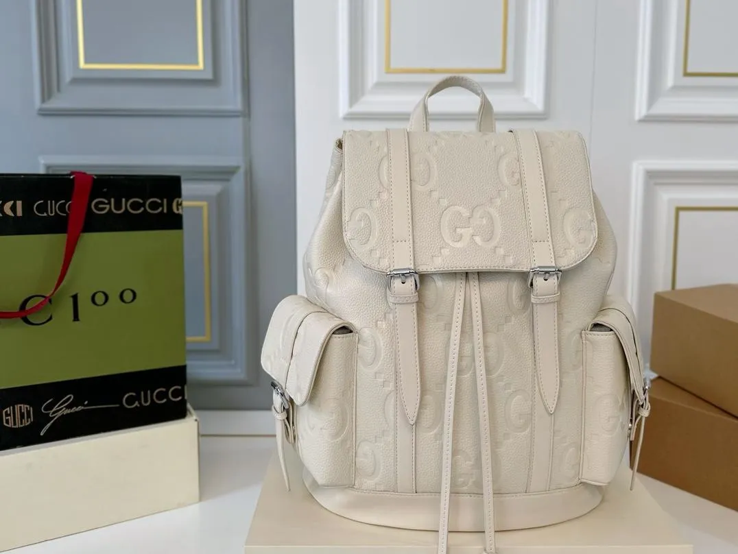 【GUCCI 公式旗艦店】グッチ リュックサック 当日出荷 好評に付き再入荷！33*40CM  240724