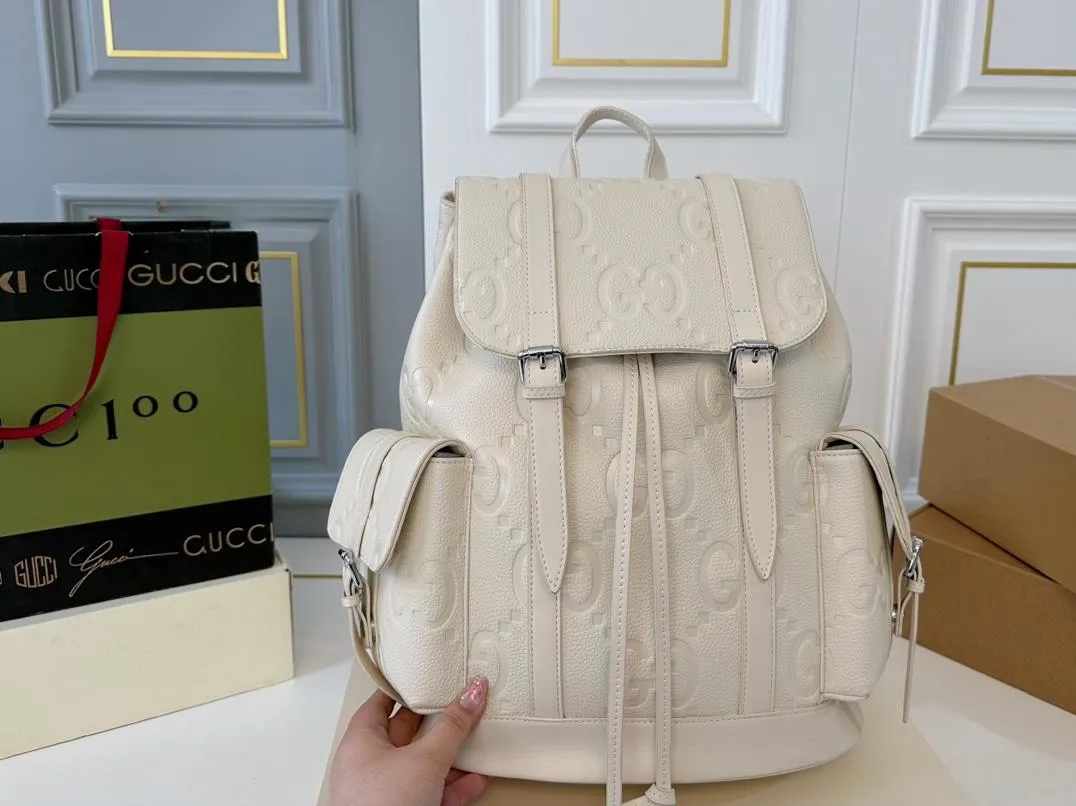 【GUCCI 公式旗艦店】グッチ リュックサック 当日出荷 好評に付き再入荷！33*40CM  240724