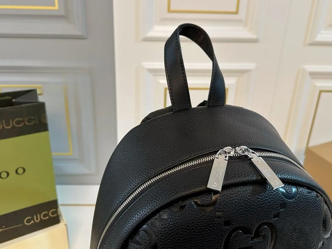【GUCCI 公式旗艦店】グッチ リュックサック 当日出荷 好評に付き再入荷！30*44CM  240724