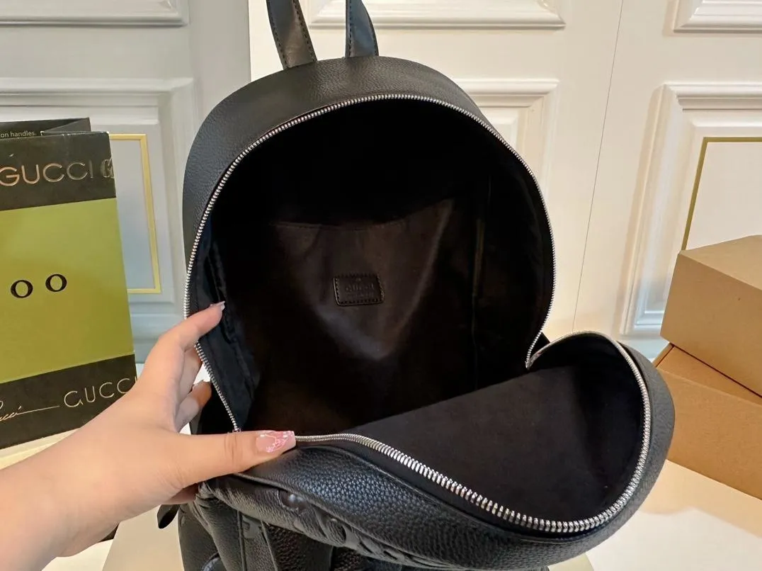 【GUCCI 公式旗艦店】グッチ リュックサック 当日出荷 好評に付き再入荷！30*44CM  240724