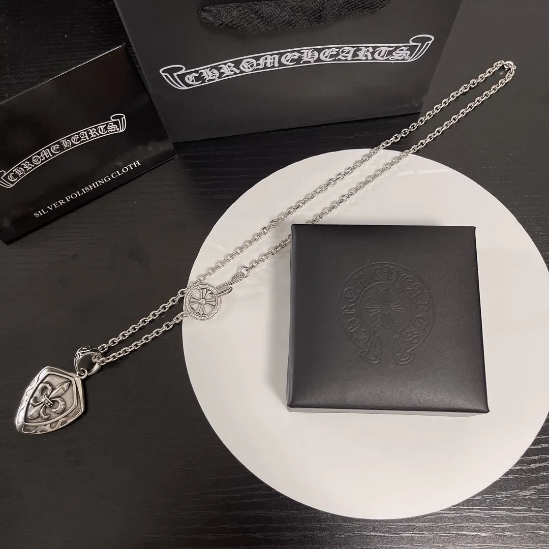 【CHROME HEARTS】クロムハーツ、新しいネックレス万能シンプルファッションオーナメント 2471