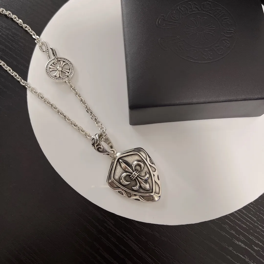 【CHROME HEARTS】クロムハーツ、新しいネックレス万能シンプルファッションオーナメント 2471