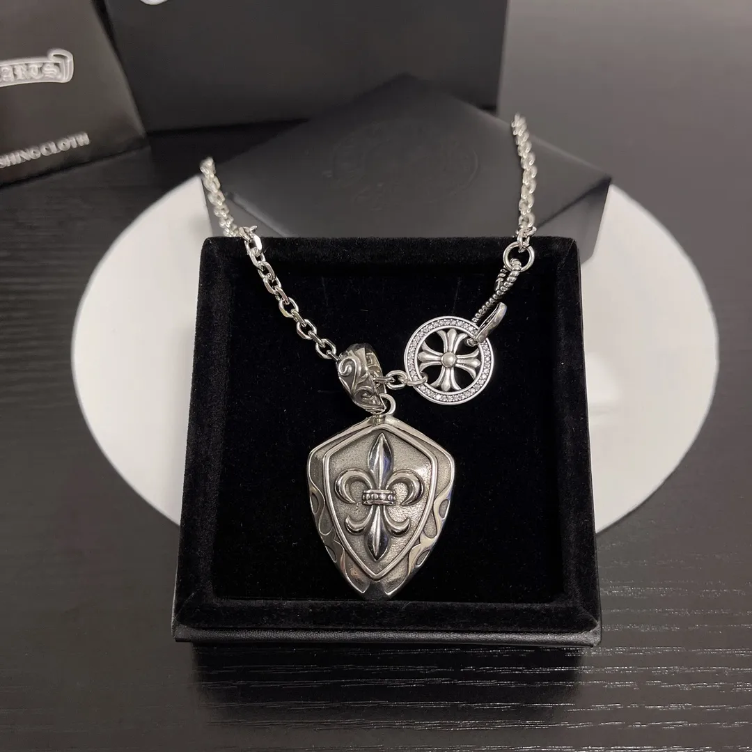【CHROME HEARTS】クロムハーツ、新しいネックレス万能シンプルファッションオーナメント 2471