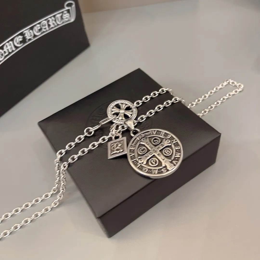 【CHROME HEARTS】クロムハーツ、新しいネックレス万能シンプルファッションオーナメント 2471