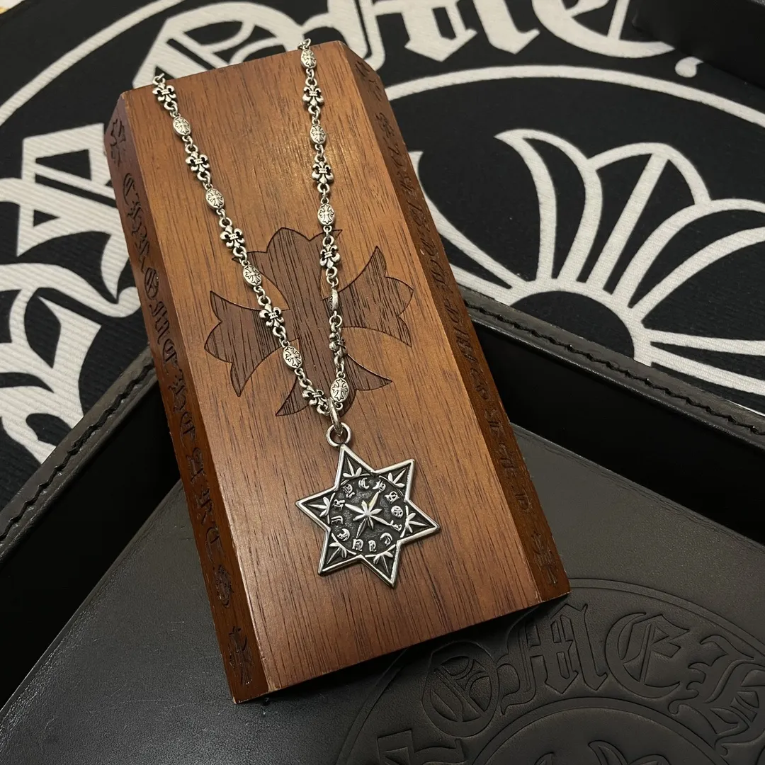 【CHROME HEARTS】ネックレス、新しいネックレス万能シンプルファッションオーナメント 24614