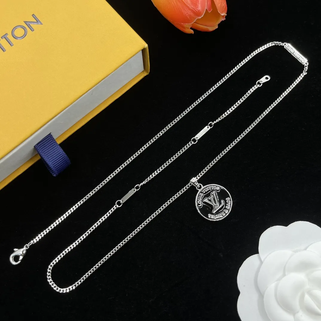 LV 【LOUIS VUITTON】ネックレス、新しいネックレス万能シンプルファッションオーナメント241015