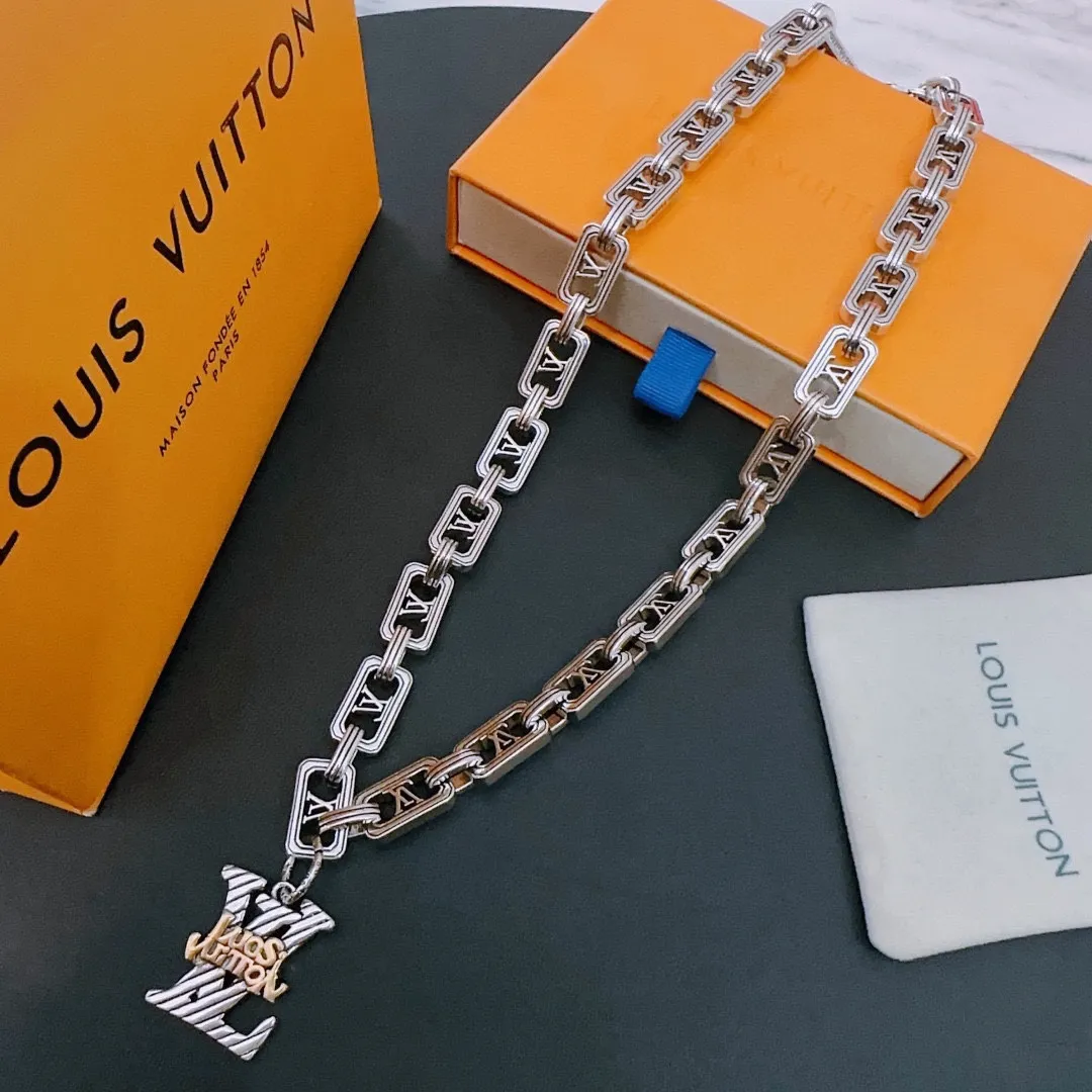 【LOUIS VUITTON】ネックレス、新しいネックレス万能シンプルファッションオーナメント 240813
