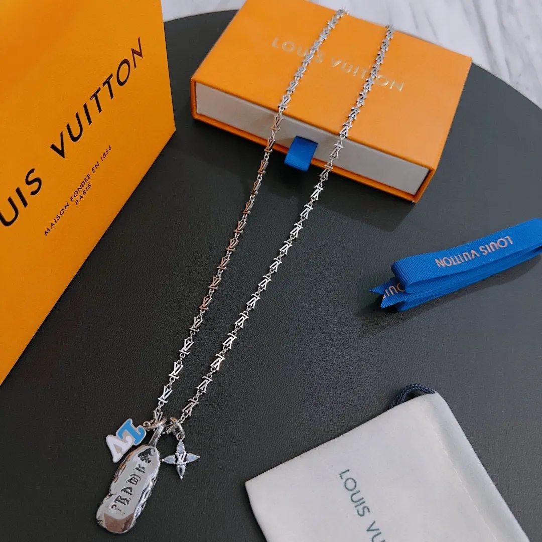 【LOUIS VUITTON】ネックレス、新しいネックレス万能シンプルファッションオーナメント 240728