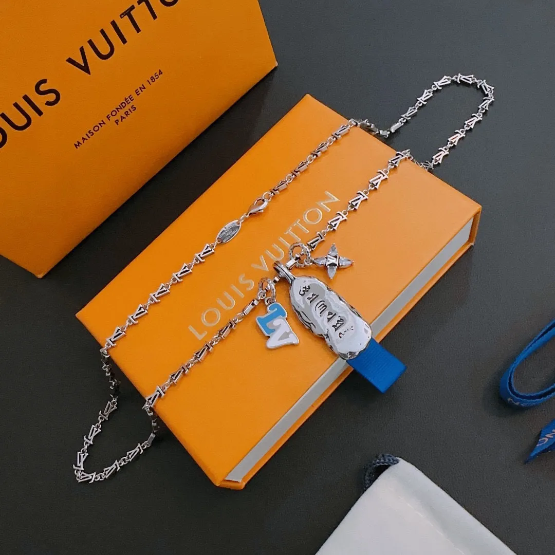 【LOUIS VUITTON】ネックレス、新しいネックレス万能シンプルファッションオーナメント 240728