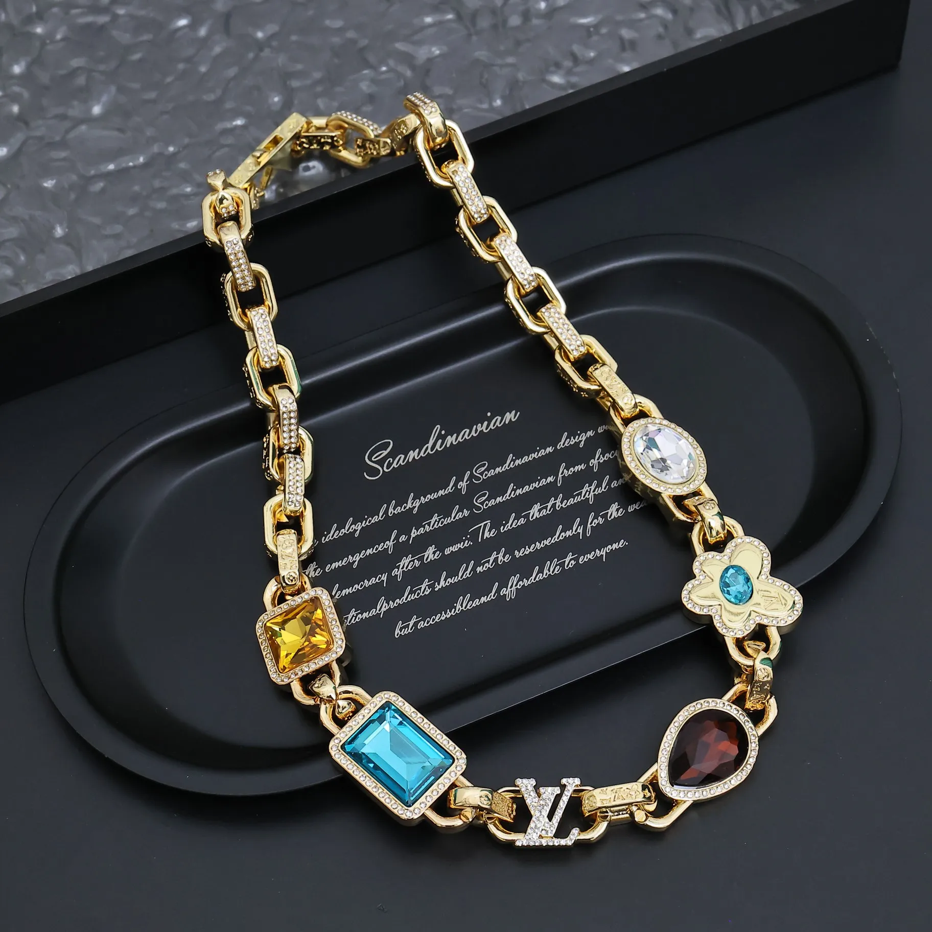 【LOUIS VUITTON】ネックレス、新しいネックレス万能シンプルファッションオーナメント 240728