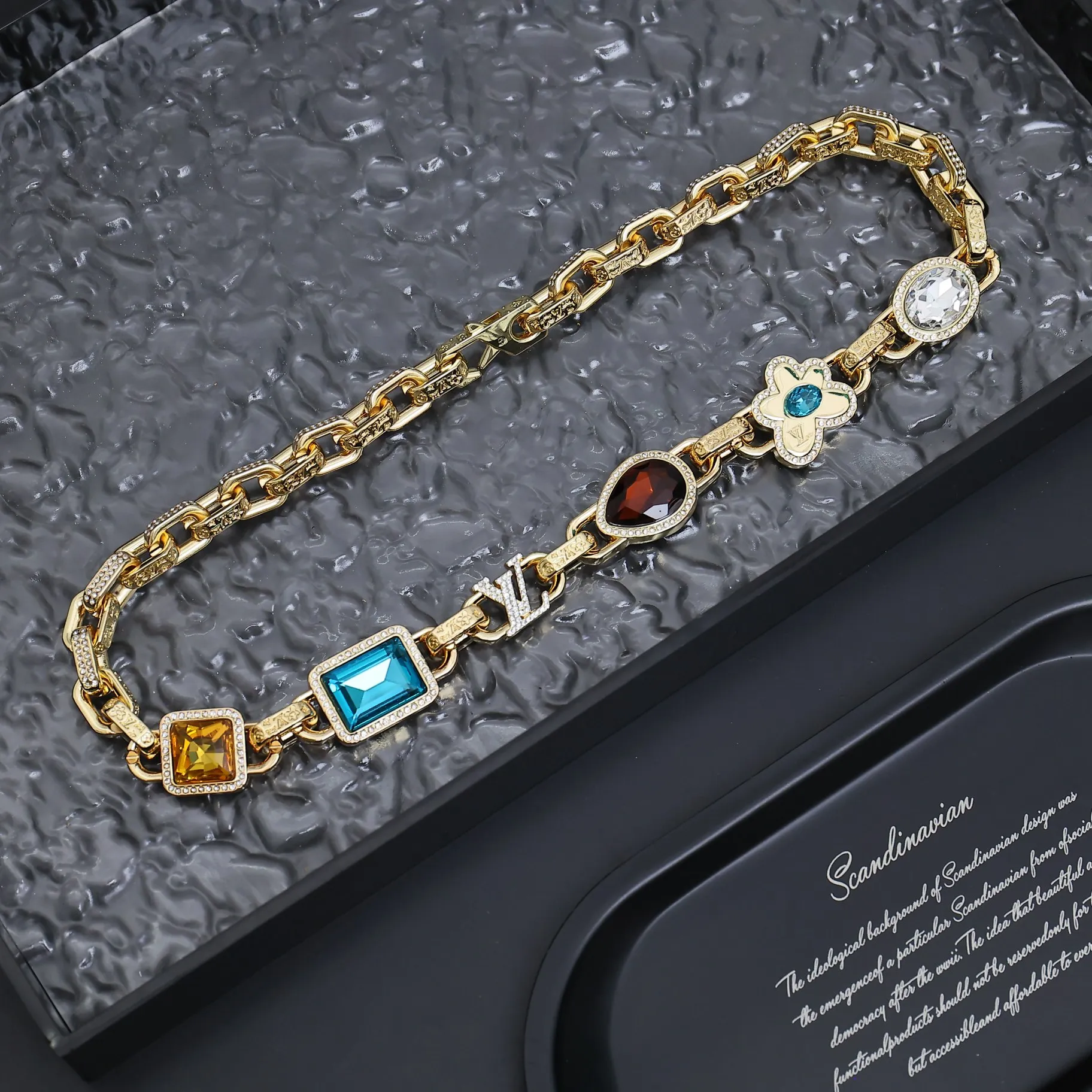 【LOUIS VUITTON】ネックレス、新しいネックレス万能シンプルファッションオーナメント 240728