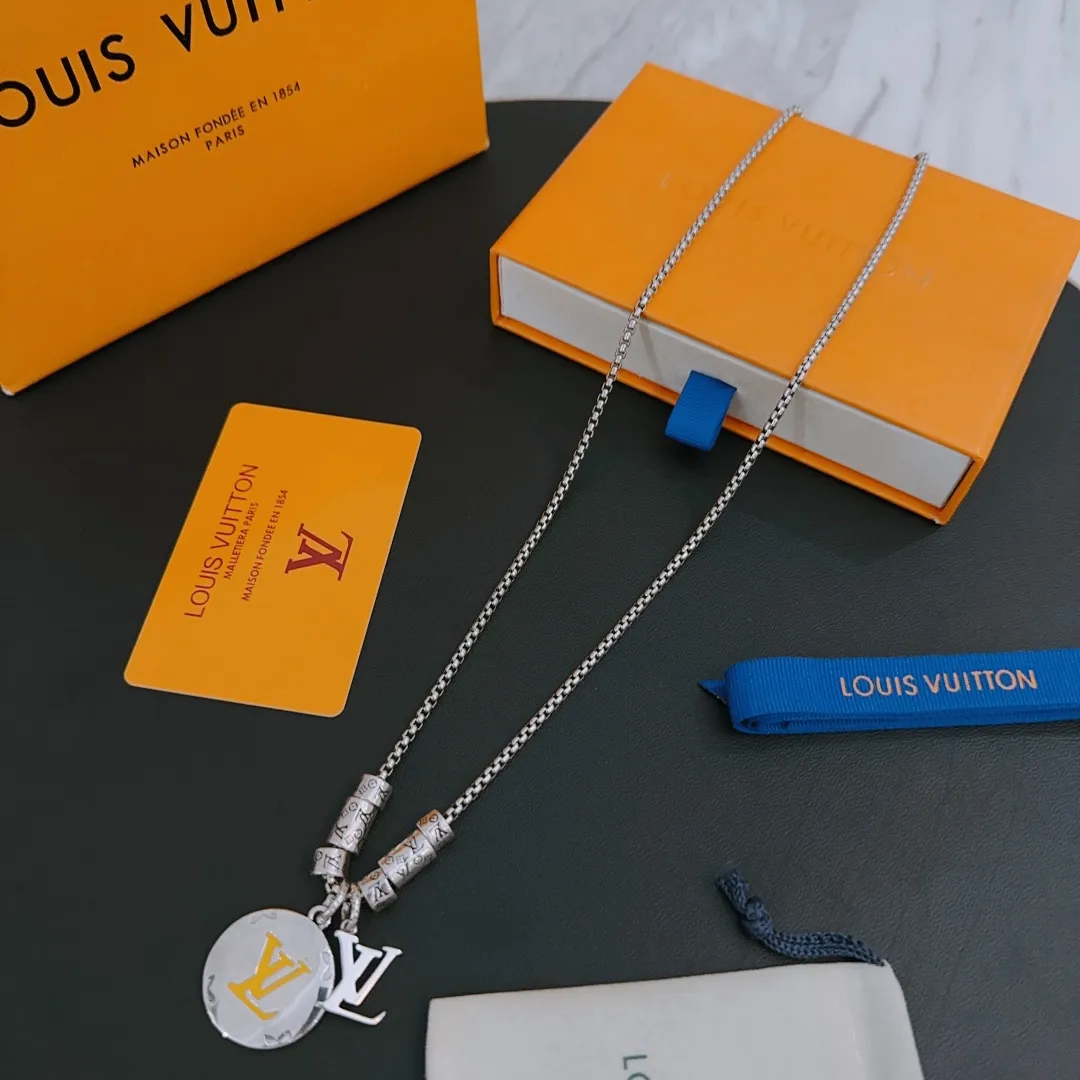 【LOUIS VUITTON】ネックレス、新しいネックレス万能シンプルファッションオーナメント  2472