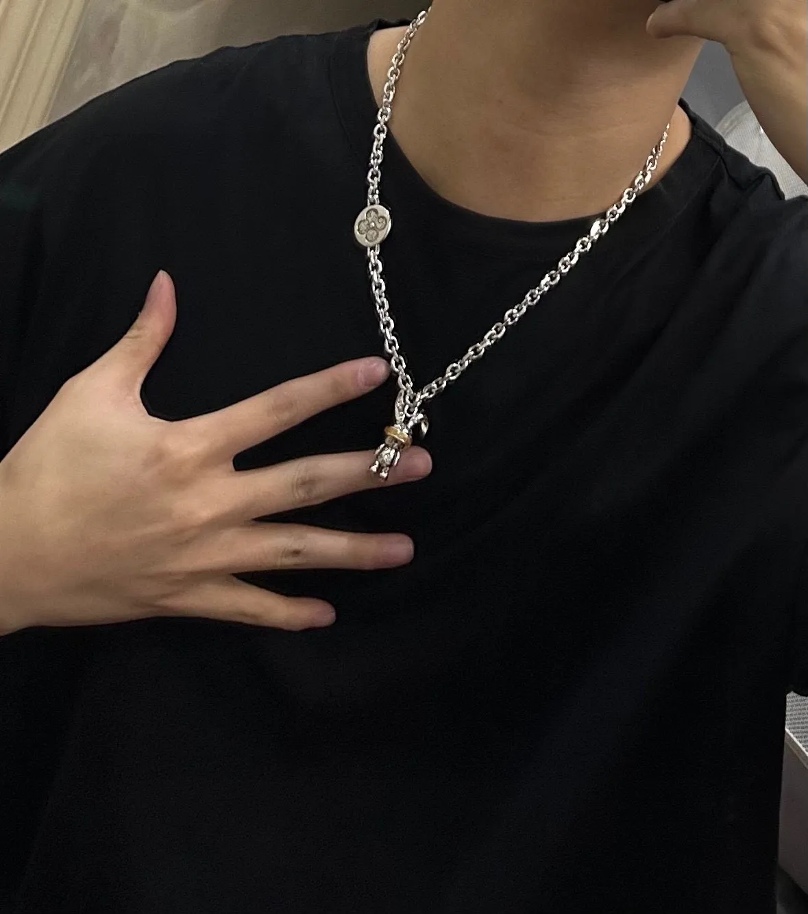 【LOUIS VUITTON】ネックレス、新しいネックレス万能シンプルファッションオーナメント  2472