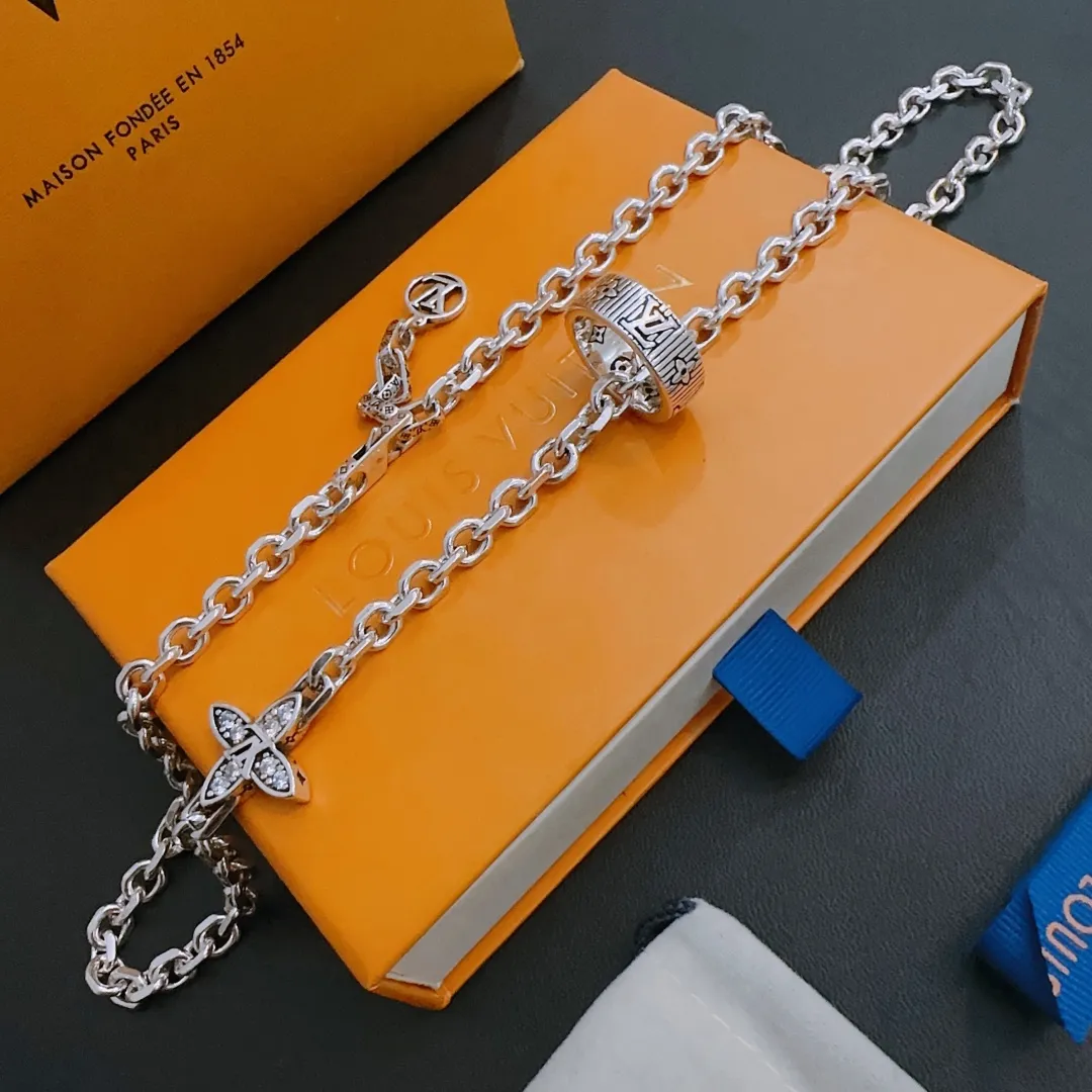 【LOUIS VUITTON】ネックレス、新しいネックレス万能シンプルファッションオーナメント