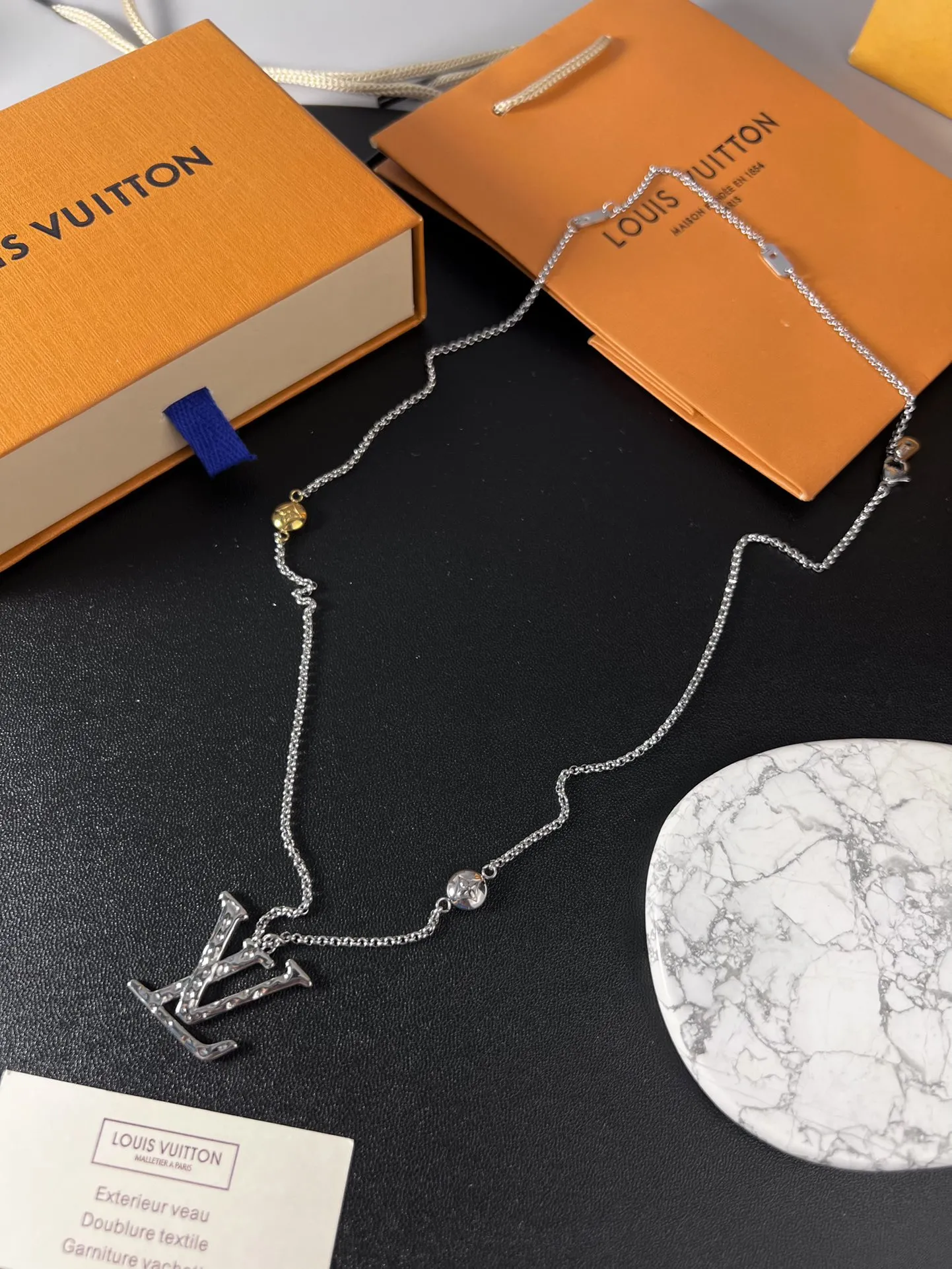 【LOUIS VUITTON】ネックレス、新しいネックレス万能シンプルファッションオーナメント
