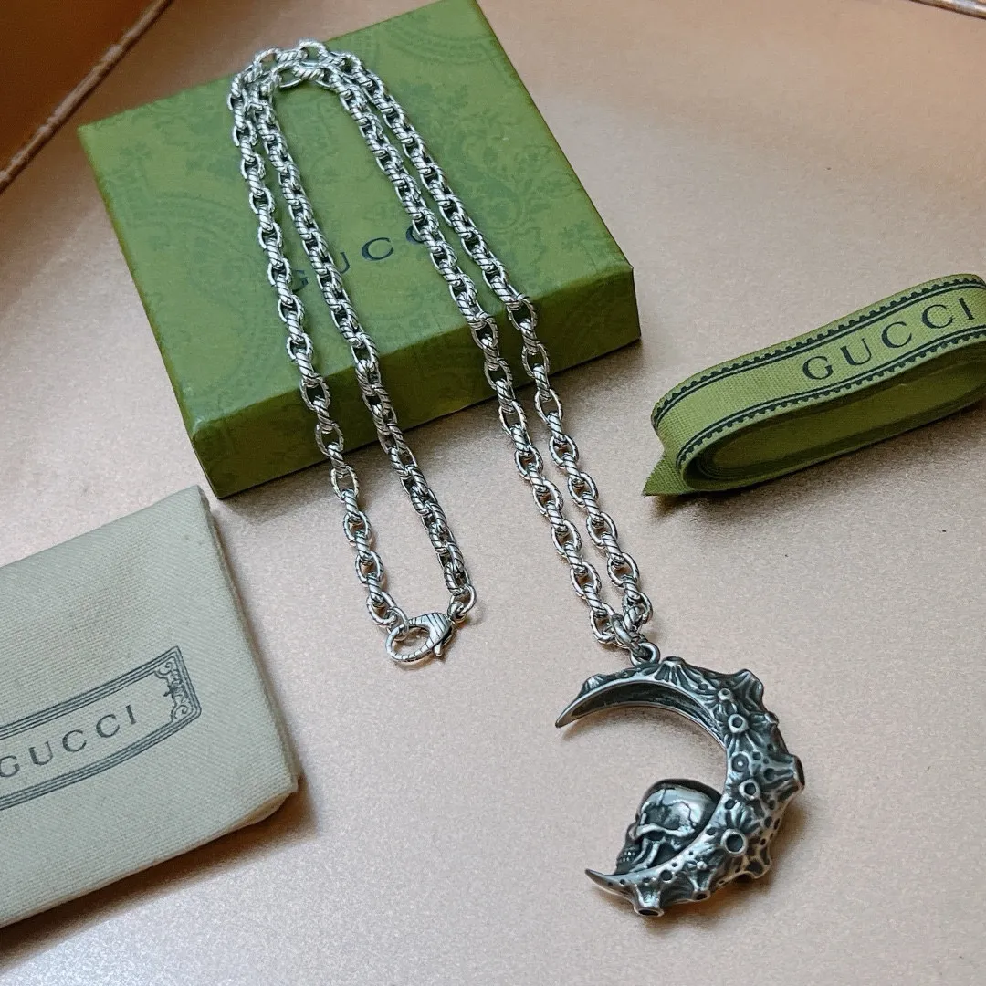 【GUCCI】ネックレス、新しいネックレス万能シンプルファッションオーナメント241015