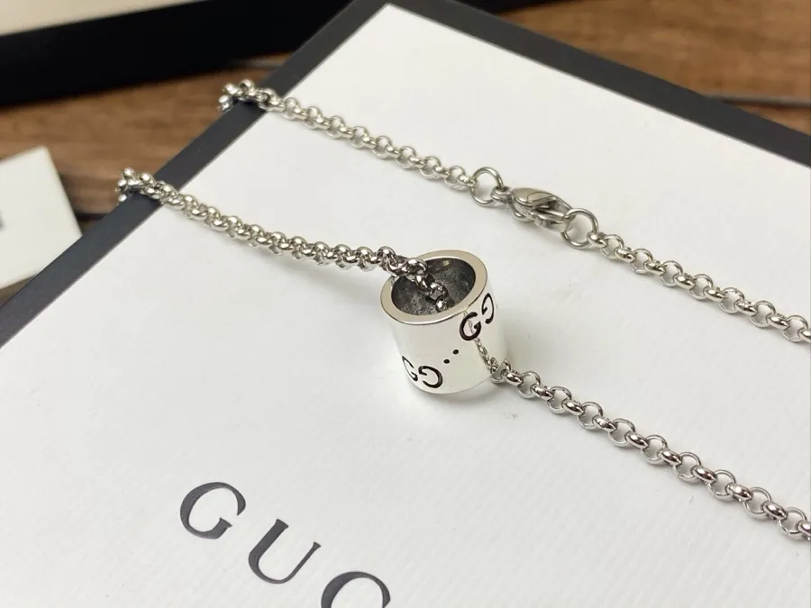 【GUCCI】ネックレス、新しいネックレス万能シンプルファッションオーナメント241015