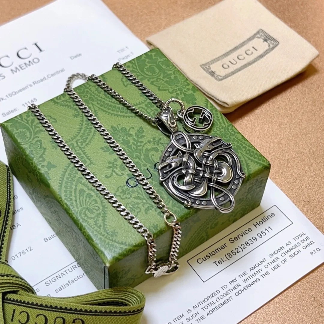 【GUCCI】ネックレス、新しいネックレス万能シンプルファッションオーナメント241015