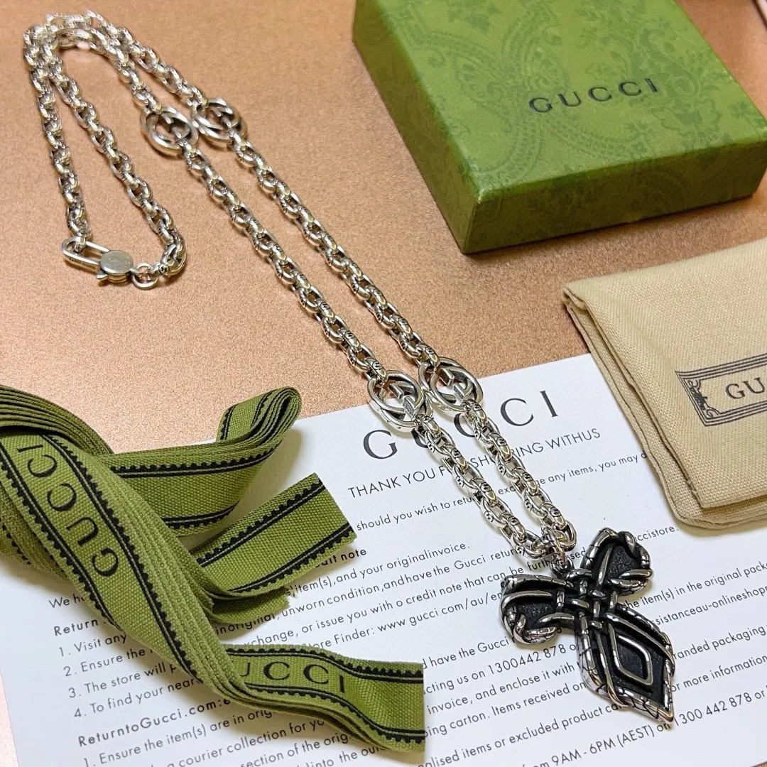 【GUCCI】ネックレス、新しいネックレス万能シンプルファッションオーナメント241015