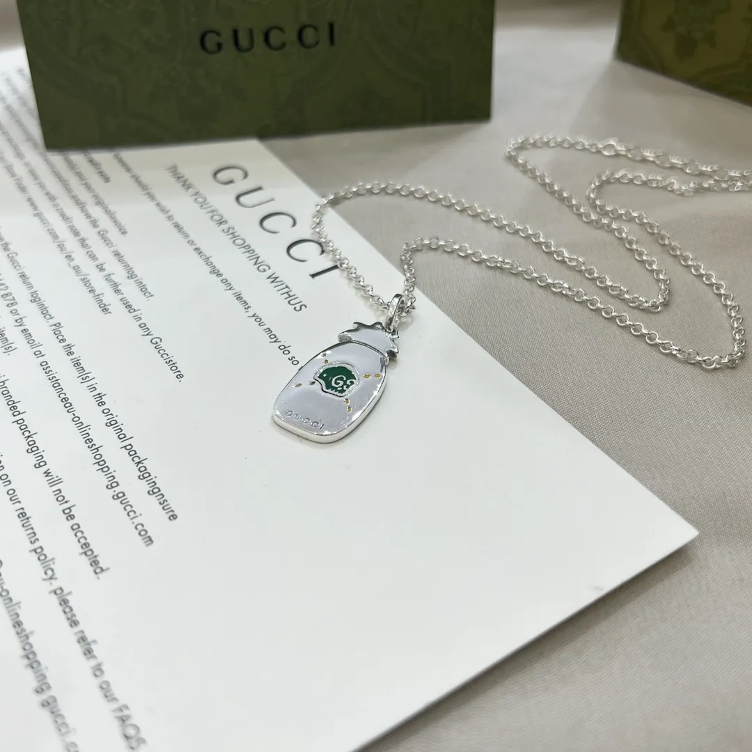 【GUCCI】ネックレス、新しいネックレス万能シンプルファッションオーナメント241015