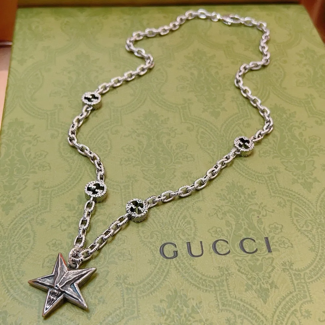 【GUCCI】ネックレス、新しいネックレス万能シンプルファッションオーナメント 240815