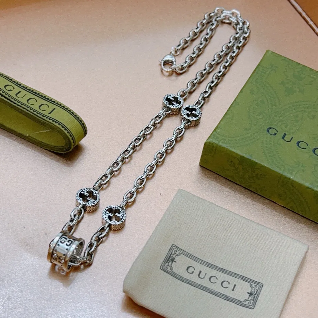 【GUCCI】ネックレス、新しいネックレス万能シンプルファッションオーナメント 240815