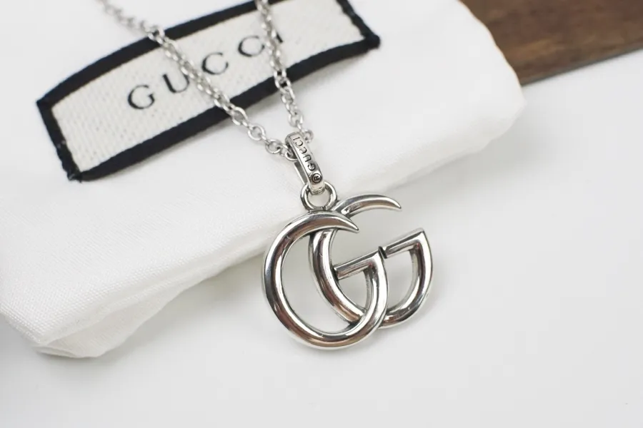【GUCCI】ネックレス、新しいネックレス万能シンプルファッションオーナメント