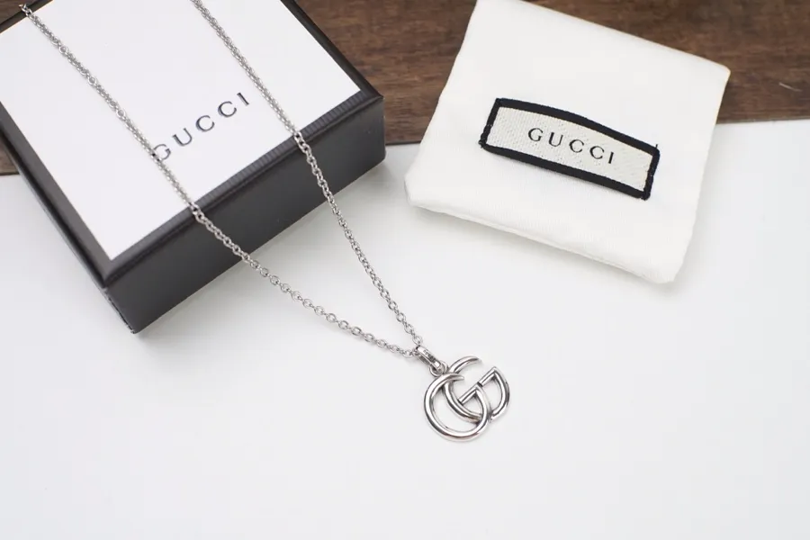 【GUCCI】ネックレス、新しいネックレス万能シンプルファッションオーナメント