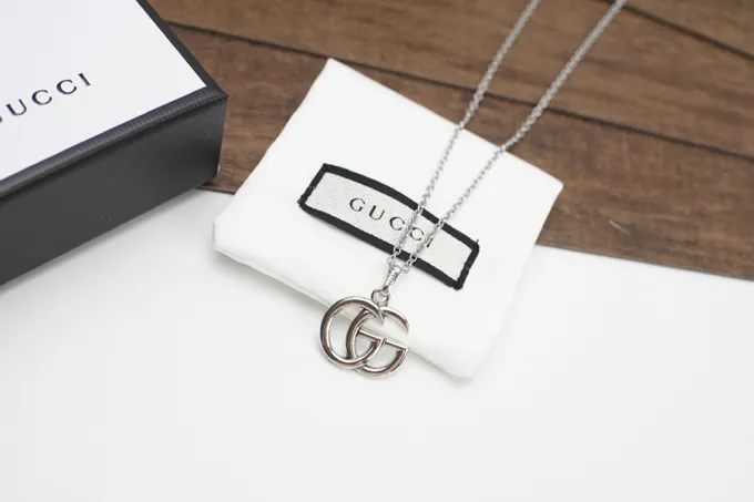 【GUCCI】ネックレス、新しいネックレス万能シンプルファッションオーナメント